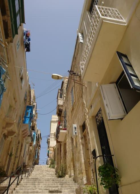 Villa Moco, Modern Comfort In Historic City Of Isla Extérieur photo